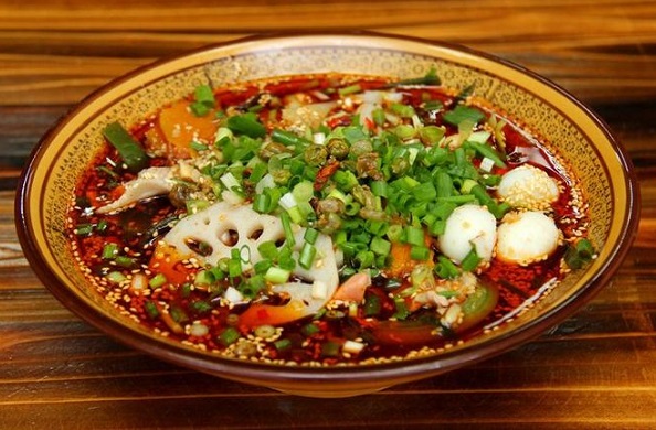 怎么開冒菜店，教你開一個(gè)紅火的冒菜店