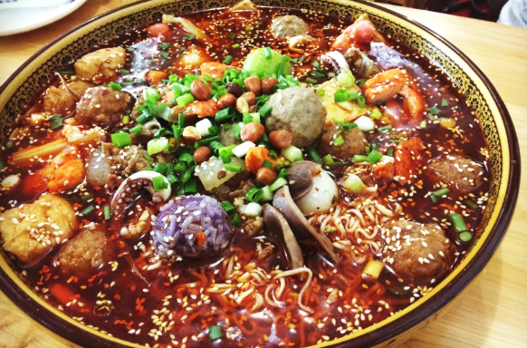 安徽麻辣冒菜加盟總部，一個(gè)成功創(chuàng)業(yè)的機(jī)會(huì)
