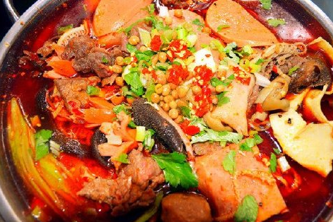 帽牌貨冒菜加盟招商，讓加盟商減少開店風(fēng)險(xiǎn)