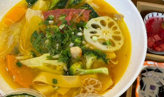 想開冒菜店但是不會(huì)怎么辦？這份新手開店指南請(qǐng)收好
