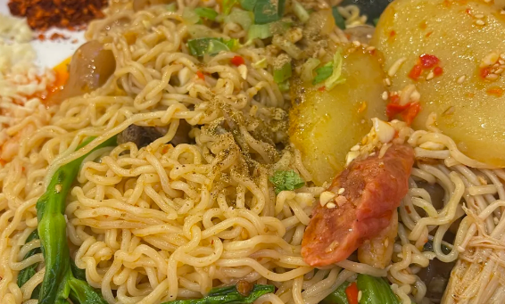 推薦本地人喜歡的冒菜，帽牌貨冒菜