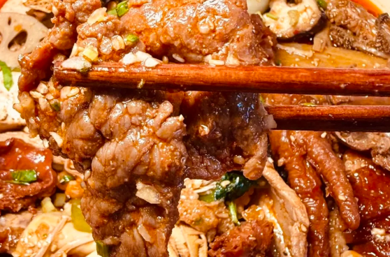 冒菜店開商場還是社區(qū)？看完再選址不后悔